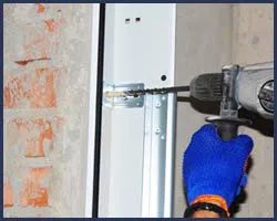 Neighborhood Garage Door Lemont, IL 630-634-0339 - side-door-repair-t-22-gr-23m